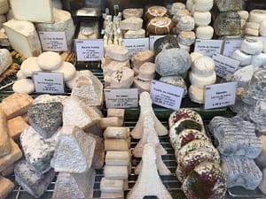 Cheese of Paris - the Brie- by PARIS BY EMY