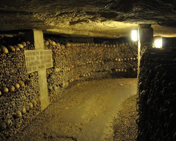 Les catacombes de Paris PARIS BY EMY Paris Trip Planner with Private Tour